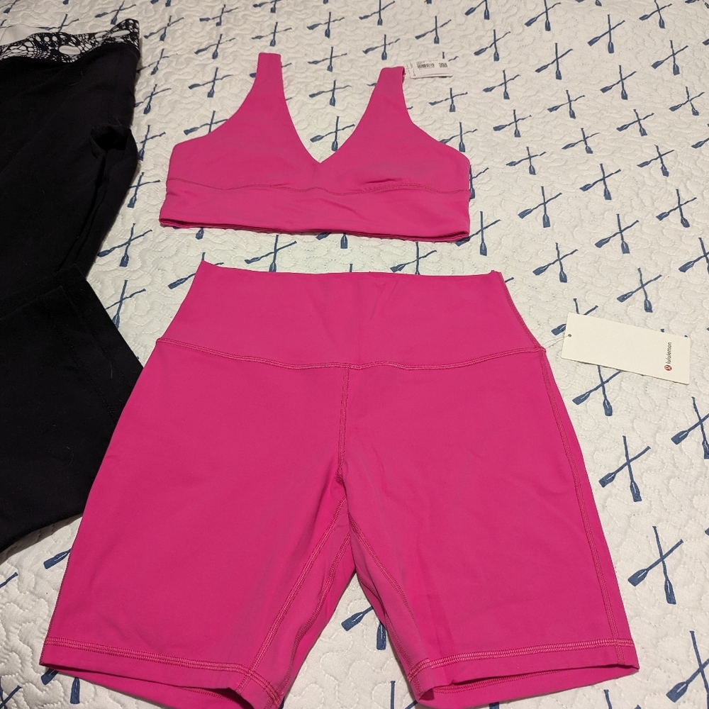 Lululemon lot size 12